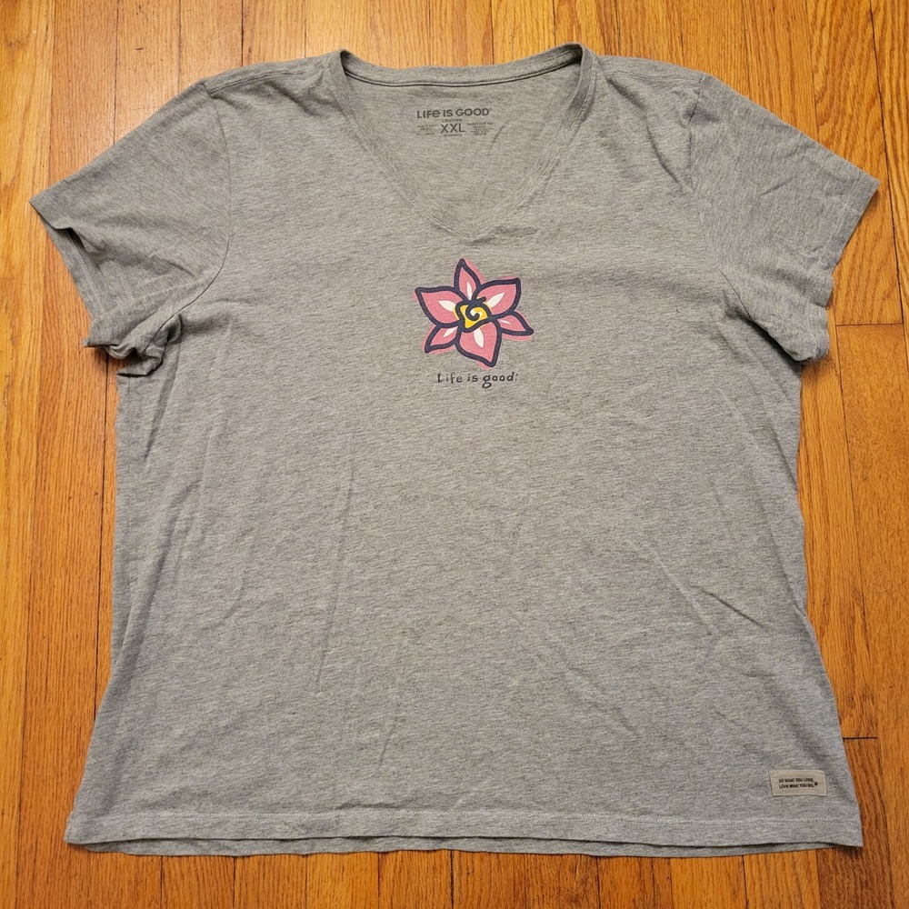 Life Is Good XXL Gray Crusher Tee V Neck Flower Graphic T Shirt Summer Travel‎